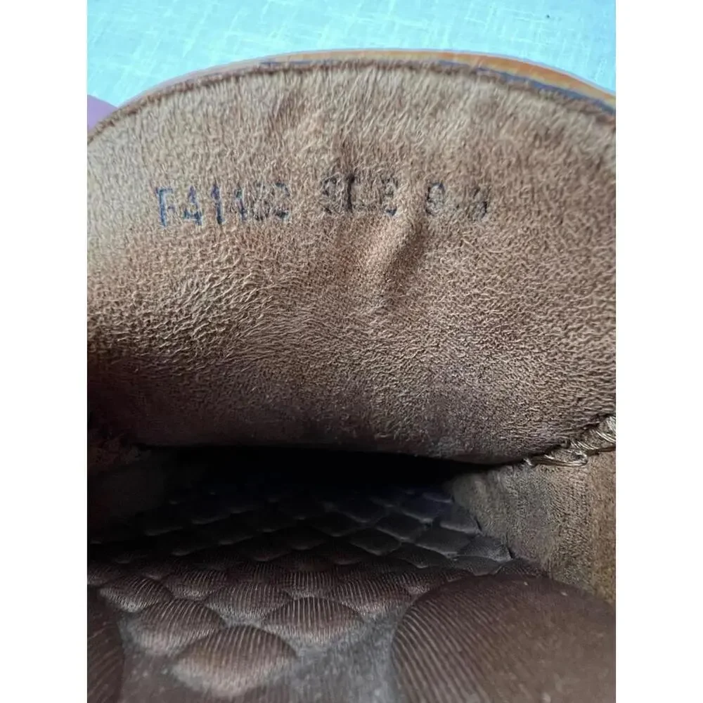 Reverse men brown
